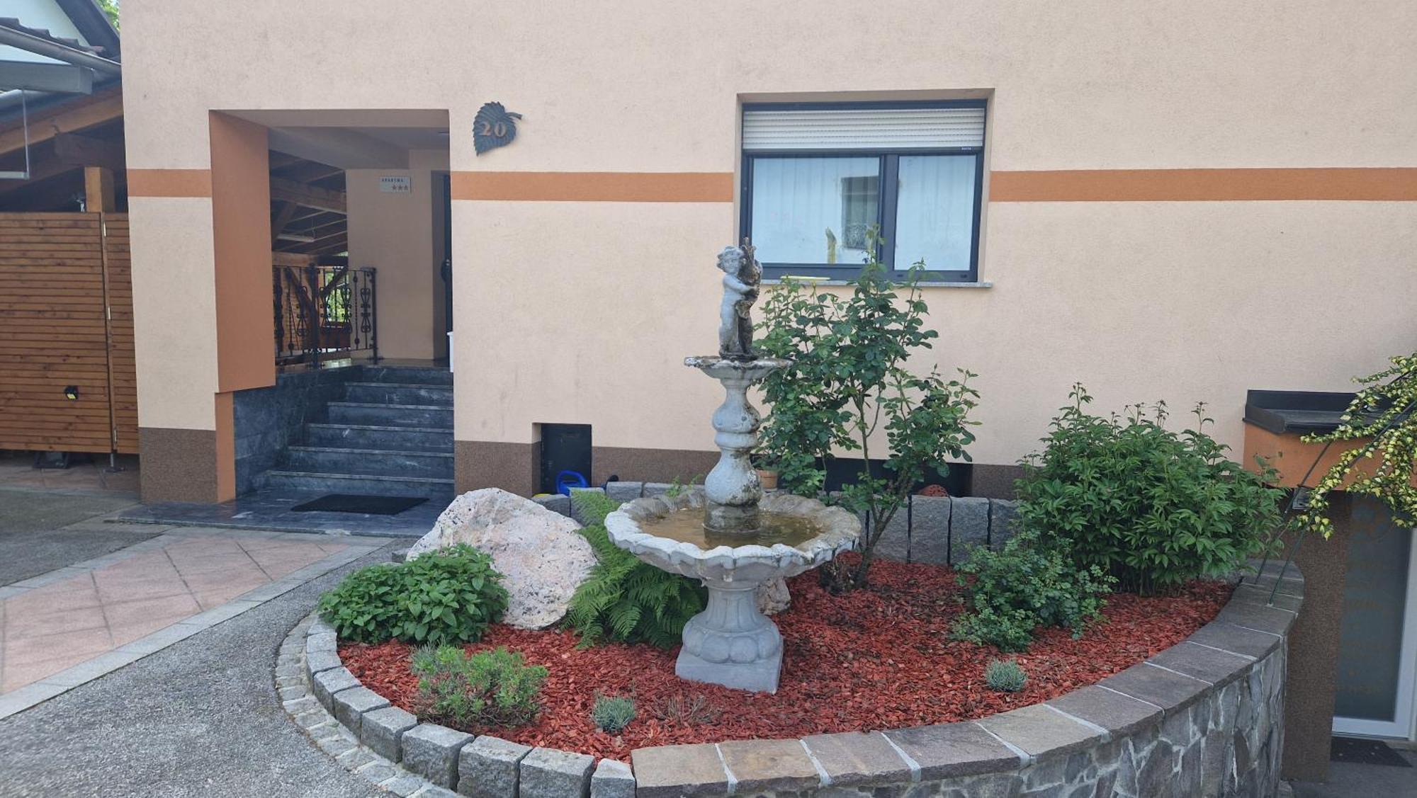 Hisa Bizjak Kranj Exterior photo